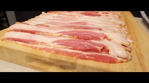 【Epic Meal Time】巨型甜甜圈千层面