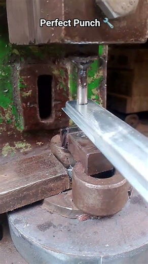 Power Punch 💥 | Clean Hole machine #machine #youtube #shorts #punch