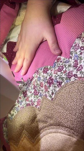 Quilting with a walking foot #quilting #quilter #maker #sewing #inspiration #walkingfoot #DanceWithTurboTax #tutorial #quiltingtips #grandmacore #cottagecore #drunkardspath #NextLevelDish