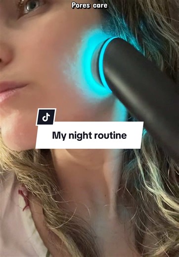 My night routine ✨ Air Shot mode first (no product), then Booster Mode with my cream for absorption. Loving the glow 🤍 @medicube global #medicube #boosterpro