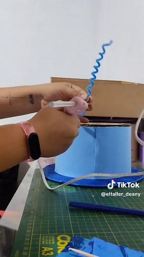 Crea un Sombrero Loco para Niños en la Escuela