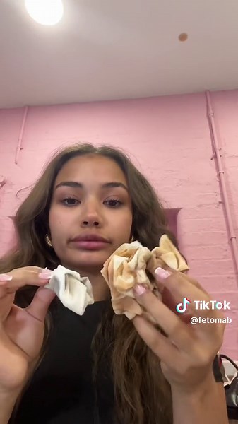 come to work with me 🤍🐻 #model #photoshoot #prettylittlething #fashion