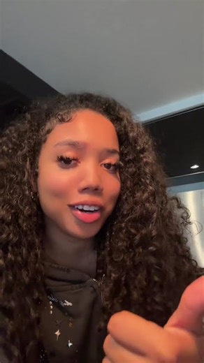 My new favorite app! PolyBuzz 🥰#app #polybuzz