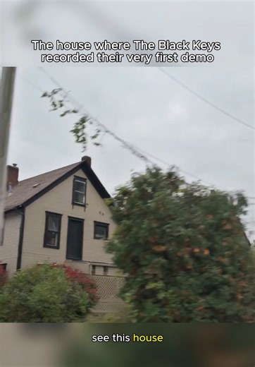 Two years ago, ‘This Is A Film About The Black Keys’ gave fans a look back at @The Black Keys’ early days – starting with the house where they recorded their first demo #theblackkeys #rockmusic #throwback #2000smusic #bluesrock