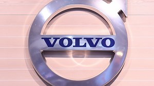 Video. Volvo recalls nearly half a million cars due to safety concerns