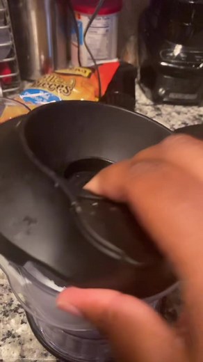 How to make Powdery Ice. Freeze your blender and blades for 3hour or more, add Frozen Solid Ice (Not Wet Ice) and Blend #explore #snowice #powderyice #iceeatingasmr #iceaddict #fluffyice #ice #icelover #asmr #ninjablender #frozen #trendy #freezerfrost