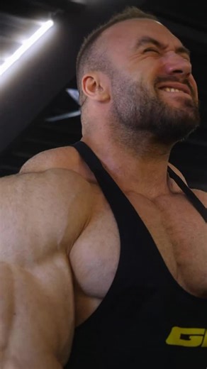 Philipp | Germanbull on Instagram: "Konstante Spannung ist nicht nötig ! Volles Video auf YouTube Rabatt-Support-Code: „germanbull“ bei GigasNutrition.com gnlaboratories.com Doctrinus.de Smilodox.com Pro-Body.com Beyond-Peptides.com . Danke an alle treuen Supporter ❤️ . Progresscoaching by Germanbull3 Bewerbungen per Privatnachricht, bitte vorher das Coaching Highlight durchlesen. . #muskelaufbau #bodybuilding #Ernährung #fitness #gesundheit #kraftsport #training #motivation #prep"