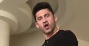 Dan Balan spulbera recorduri pe Instagram! Filmuletul pe care si l-a facut acasa a fost vizionat de 41.000 de internauti! Video de senzatie!