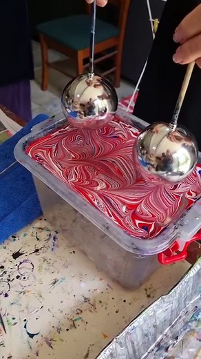 2.3K views · 272 reactions | Water Marbling 3D Objects like these Xmas baubles can take a bit of practice and sound up for my guidance . Pop over to my YouTube channel at Raynbow Crow Studios for Marbling instructional videos. | Raynbow Crow Studios | Facebook