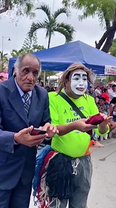 So funny #manta #divertido #desfile #mimo #lomejor | Funny Videos