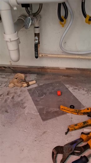 Registered electrician recently installed 6KW Instant hot water heater in residence. #hotwater #electricalinnspection #plumber #electricalinstallation #electricalwires #electricalengineering #electrician #plumbing | Sparky Electricians