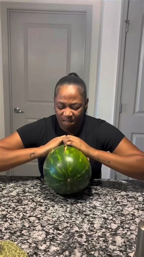 144K views · 2.7K reactions | Don't be afraid let her buffet you @f_e_0fficial and @its_fandoe #fblifestyle | Im6footseven | Facebook