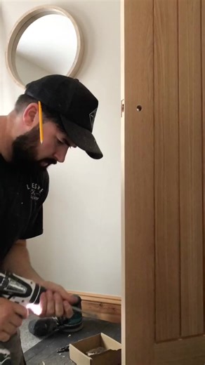 Installing New Door Handles: Carpentry Tips and Howdens Joinery
