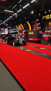 1934 Ford Custom Coupe. #reels #viralreels #MecumAuctions #1934fordcoupe #classiccars #classicford | 713classiccars