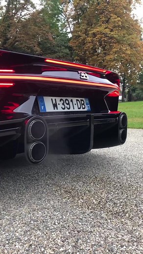 Bugatti Chiron Exhaust Sound Compilation