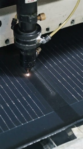Solar Module Cutting Process: Automated Edge Cutting