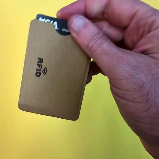 Porte carte anti RFID personnalisable en papier recyclé