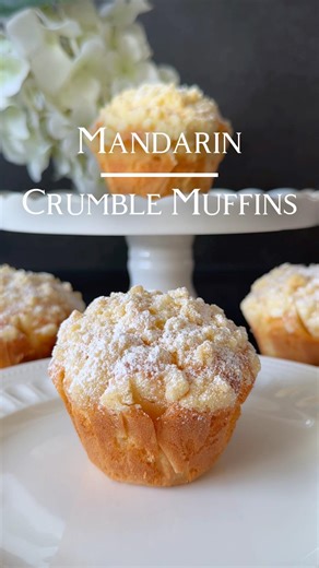 Mandarin Crumble Muffins Recipe 🍊🤍 (in the Caption) #mandarin #crumble #muffins