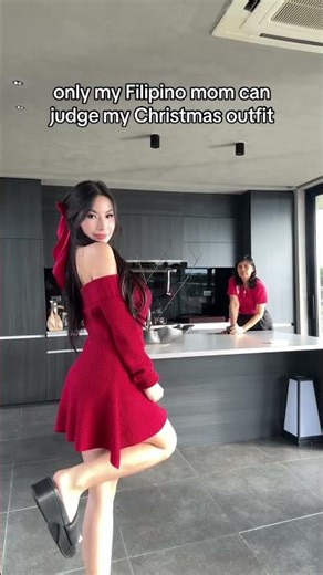 even if it’s Christmas 😭 IG: bbruth__