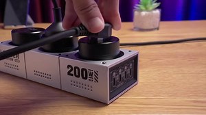 E-Tank: 200W Fast-Charging Power Strip for 7 Devices at once