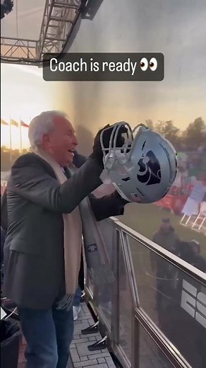 Coach has the crowd ready for the Big 12 championship 🙌