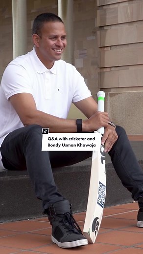 What’s harder — a test match or Bond’s MBA program? 🏏🎓 Find out the answer to this question (and a few more!) straight from the source, Australian Test cricketer Usman Khawaja. Can’t get enough of Usman or cricket? Register to download ‘Technology: The next big test for cricket’, an insightful chat with Usman, data science expert Professor Steve Stern, and umpire Bruce Oxenford, at the link in our bio. #usmankhawaja #cricket #bonduniversity @Usman Khawaja