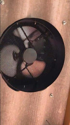 Demostración Extractor de Aire Con Energía Solar