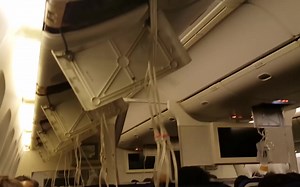 緊急着陸 ANA37 ランウェイ34R着陸（機内より）2017.8.12