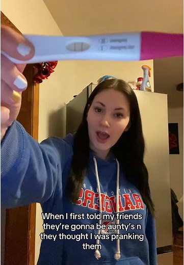 I meet my baby in 19 weeks🥹 #19weekspregnant #dueinjuly #mommytobe #pregnant #momtok #youngmom #teenmom #teenpregnacy #pregnancytest #tatemcrae #soclosetowhat