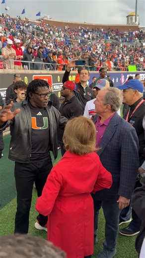 1.2M views · 12K reactions | Presidential meetup for Playmaker 﫡 | Miami Hurricanes | Facebook