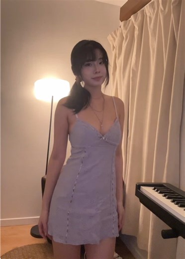 Intriguing Dance Moments Captured