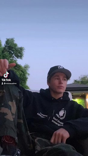 Understanding Non-Verbal Communication Techniques