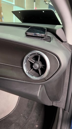 35K views · 115 reactions | Useful tip to thread the rubber band with a pen | Vu Bros | Facebook