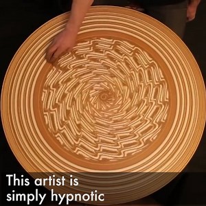 This artist is simply hypnotic | YOO