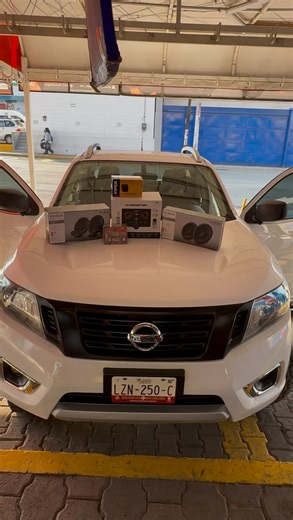 SAS TECNOLOGÍA EN AUDIO Y VIDEO on Instagram: "Instalación completa de audio y seguridad 🔊🔒 ✔️ Bocinas coaxiales Infinity Primus 603F ✔️ Set de medios Infinity Primus 603CF ✔️ Pantalla Monster ✔️ Alarma Viper ✔️ Birlos de seguridad Instalación profesional por Sas Tecnología Calidad, orden y funcionamiento garantizado. #SasTecnología #CarAudio #InfinityPrimus #InfinityAudio #PantallaMonster #ViperAlarm #BirlosDeSeguridad #InstalacionProfesional #AudioAutomotriz #CarMods #AutoSeguro 🚗🔊"