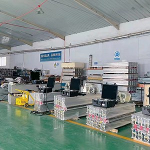 [Hot Item] 1400mm Rubber Conveyor Belt Hot Vulcanizing Press Machine