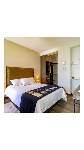 Garzonier Nuevo en Venta‼️ 📍Próximo a la Av. Circunvalación y Beijing. 🔹Piso 1 🔹 33.79 M2 🔹 1 Dormitorio 🔹 1 baño 🔹 Cocina estilo americano 🔹 Pequeña sala ✴️ Documentación al día para transferencia. ✳️ Entrega Inmediata. 💰 Precio Bs350.000 OFERTABLE ℹ️ Más información al📱76977745 #fyp ##viral ##cochabamba #venta #parati