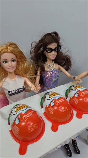 Minecraft Kinder Egg Unboxing with Barbie Satisfying #minecraft #barbie