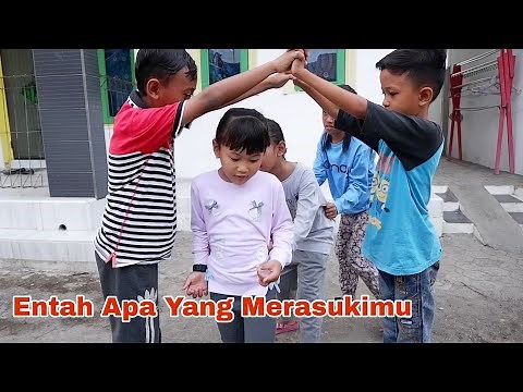 Wek Wek Gung 💖 Permainan Tradisional Anak 💖 Entah Apa Yang Merasukimu 💖 Salah Apa Aku