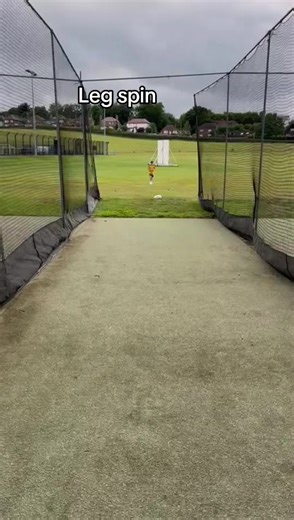 Leg Spin Techniques in Cricket: Mastering the Art