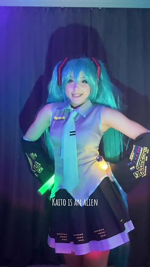 #hatsunemiku #hatsunemikucosplay #vocaloid #vocaloidcosplay #vocaloidmiku #mikucosplay #fyp