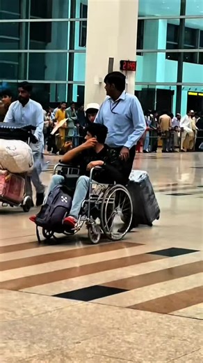 #msafar🇸🇦🇵🇰♥️ #musafariii😢😢😢 #foryoupage #musafar #burhan__tv