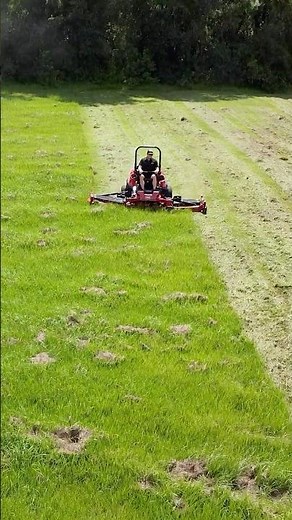 World’s Biggest Zero Turn? 12 Foot Toro Diesel Monster!