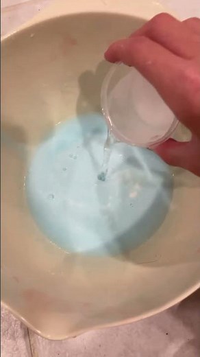 How to make jiggly water slime! 🥲🤪👍🏻 #slime #diy ￼