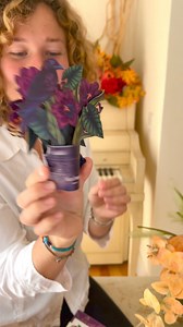 Experience our enchanting Mini Moonlight Garden pop-up bouquet, just in time for Halloween! This bewitching arrangement of tulips and begonia leaves is displayed in a stunning paper pewter cauldron complete with a mysterious raven and flutter of tiger moths for you to decorate. | Freshcut Paper