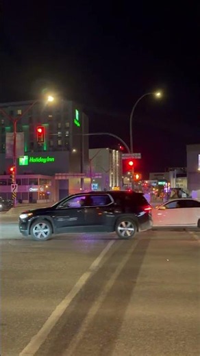 Saskatoon police service unit 100 responding to a call