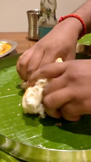 How do you eat your parota ? only southindian people eat like this agree ? #mr_kv #mrfoodiee #mrfoodieein #biriyani