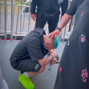 1M views · 47K reactions | #NioGarcia Cumpliendo Los Shows establecidos Con Lágrimas En Sus Ojos ▶️ https://youtu.be/HRgvtVqXElw | Imperio Del Reggaeton y Trap | Facebook