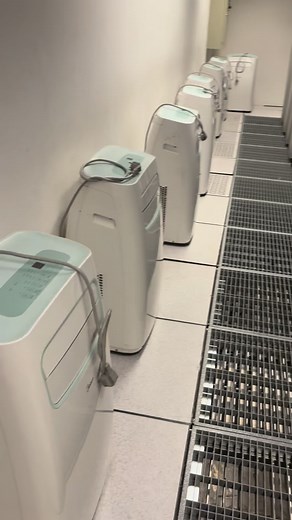 1.5K views · 13 reactions | Naikin 8 unit sewa AC portable ke lantai...