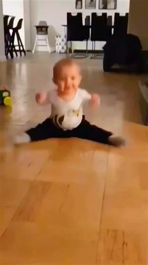 funny babies running style 😂😂🤣🤣😁😁😂🤣🤣 short video 🤣🤣😁🤣#bab #babylove #vlogs #babyfashionista #baby #fyp #ootdbaby #trending #song #babylove #typ #babyvideos #foryou #babylove #cutebaby #trendingvideo #The #babies #c #ForYouTrack #viraltiktok #vlogs #babiesoftiktok #babiesoftiktok #cutebabies #funnyvideos #ha #funnybaby #TikTokfunny #fyp #babiesfunny #TikTok #viral#c #lovebaby #foryoupage #shorts #video #cute #UnitedState#fyp#baby #babygirl #babyshower#babyboy #babyboy #babylove #baby